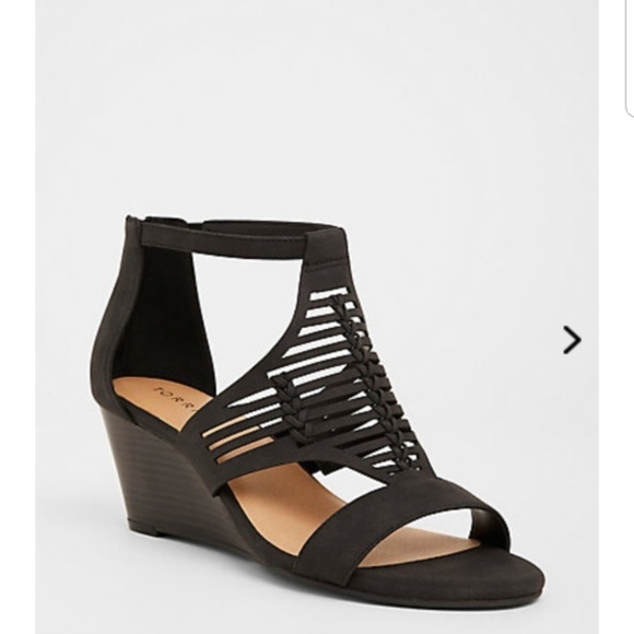 women's size 12 wide sandals